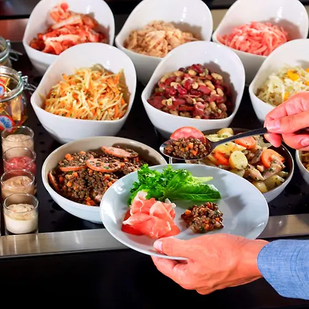 Kyriad Direct Hotel Évreux