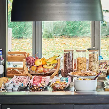 Kyriad Direct Hotel Évreux