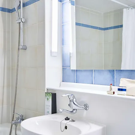 Hotel Kyriad Direct Évreux