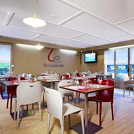 Kyriad Direct Hotel Évreux