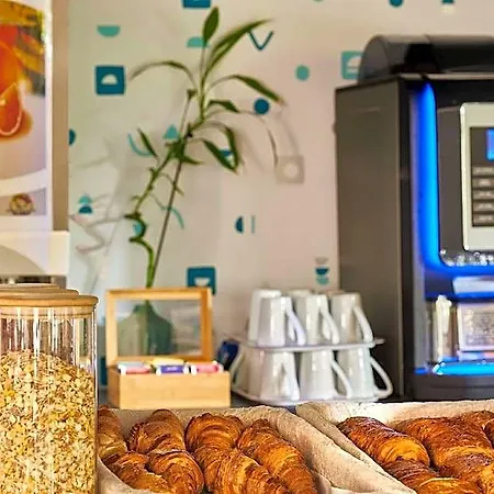 Hotel Kyriad Direct