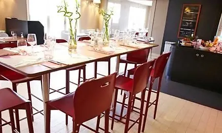 Kyriad Direct Hotel Évreux